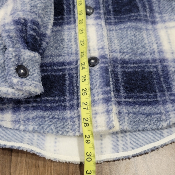 Abercrombie and Fitch A&F Blue Plaid Soft Sherpa Shacket Jacket Coat Size S - Picture 6 of 9